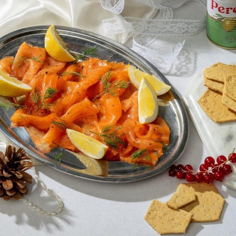 Angel's Delight Christmas Hamper smoked salmon details